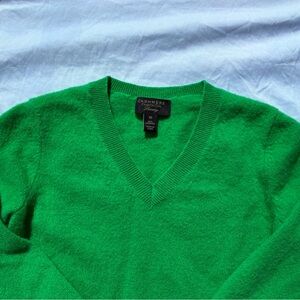 Cashmere Green V-Neck